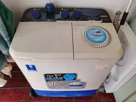 Mesin cuci Aqua qw-851XT