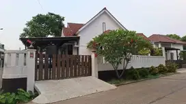 Rumah Hoek 200m2 di Cluster Lavender Bukit Golf Riverside