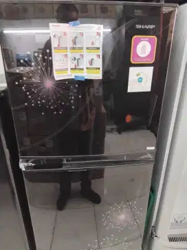 Credit Kulkas Merk SHARP 2 Pintu