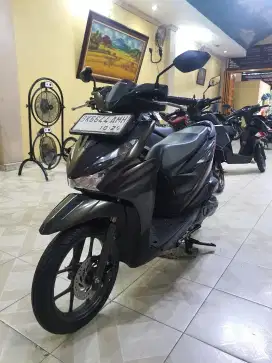 New Beat Deluxe ISS (Model Baru)2024-Odometer 6.000 KM-plaza motor