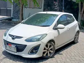 Mazda 2 1.5 R Manual 2012 Putih
