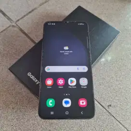 Samsung Galaxy S23 8/256GB SEIN