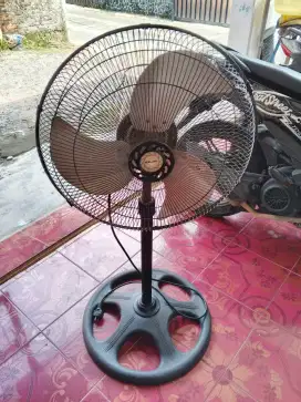 Kipas angin besi Miyako 13in / 45cm