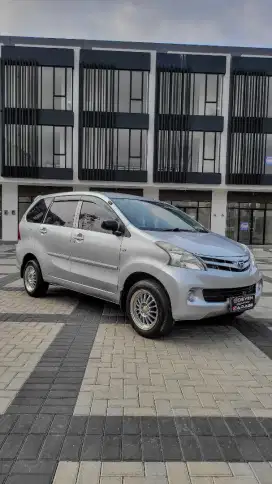 XENIA MANUAL 2012 TANGAN PERTAMA DARI NEW