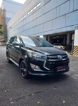toyota innova venturer 2.4 diesel matic 2020