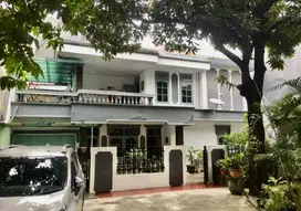 Dijual Rumah 2 Lantai di Grogol Petamburan Jakarta Barat