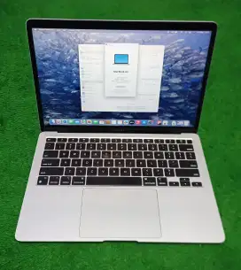 Macbook Air M1 2020 8/128 Silver mulus murah