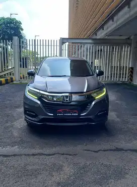 honda hrv prestige 1.8 AT 2019 sunroof