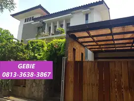 Rumah Mewah Ada Taman Pribadi Siap Visit di Rempoa Ciputat AM-15977
