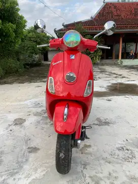 Vespa LX150 ie 2011