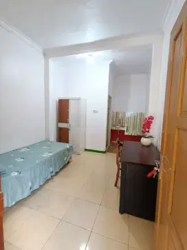 Disewakan kamar kost khusus wanita lokasi strategis