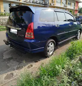 Toyota Kijang Innova 2004 Bensin