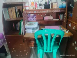 Meja belajar anak kayu