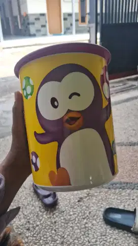 Toples Gambar Penguin