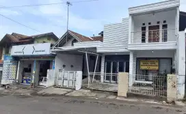 Rumah 1 menit dari tol cileunyi, di pinggir jalan
