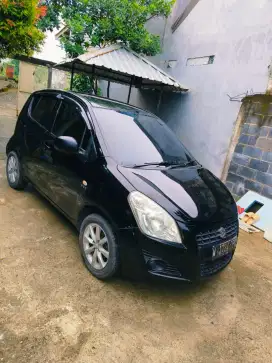 Suzuki splash AT 2013 a.n sdri metik