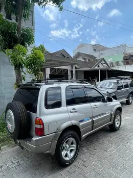 Suzuki Escudo 2.0 Matic 2004