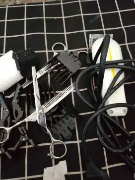 Alat cukur lengkap