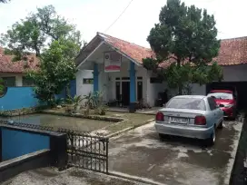 Rumah ciranjang cianjur depan kantor kepala desa