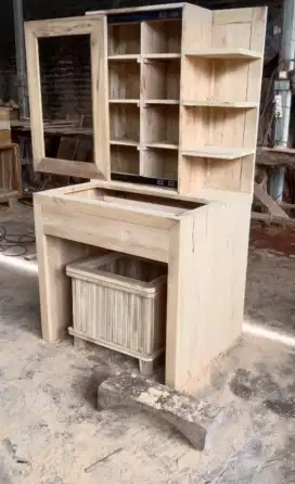 Meja rias moderen