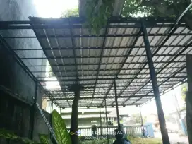 Kanopi baja ringan