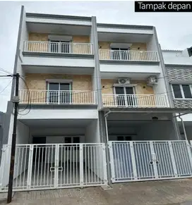 DIJUAL RUMAH INDEN MINIMALIS 3 LANTAI SISA 2 UNIT DI DURI KEPA