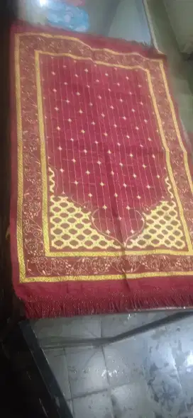 Sajadah obral ukuran 107 cm x 65 cm banyak motif