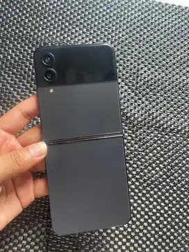 Samsung z flip 4 8/256 gb