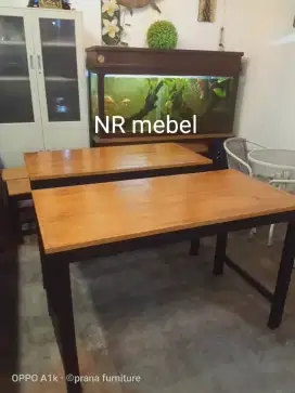 Meja makan dan cafe resto