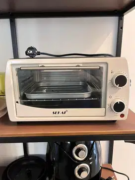 Oven sekai 10 litermasih seperti baru