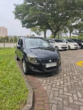 Suzuki Splash GL 2013 AT Matic Hitam