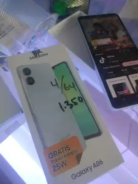 Duta ponsel 4 Poris menjual samsung