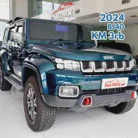 BAIC BJ40 Plus 4WD 2024 Tosca Blue on Black Full Variation Biru