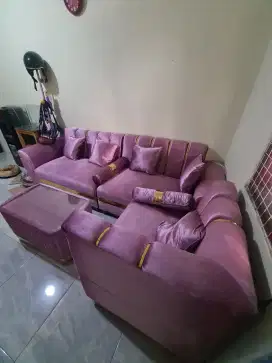 Sofa bludru Ungu