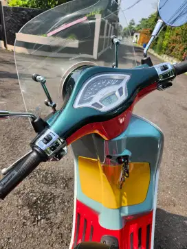 Vespa Primavera 150 ABS Sean Wotherspoon