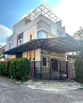 Rumah sudah renoved 8x15 120m type 4KT Metland Menteng Cakung