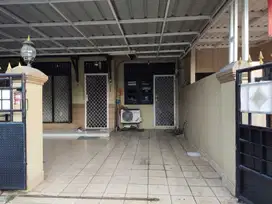 Dijual Rumah sektor 7A