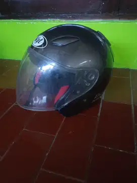 Helm dj maru preloved