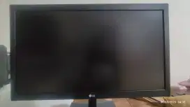 LG 21 Inc Like New