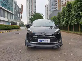 [OLX Mobbi] TDP 5jt ! Toyota Sienta Silver 1.5 Q AT 2017 UMB