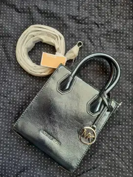 Michael Kors Mercer Teal Metallic with defect