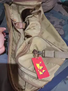 Punya tas ransel sesuai foto,baru belum pernah dipakai.jual cepat saja