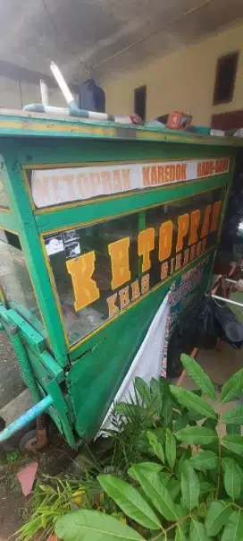 Gerobak makan usaha