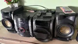 Radio TAPE merk LG Speaker