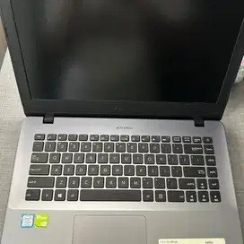 Asus A442U Core I5-8250U