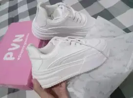 Sepatu Pvn jeno sneakers
