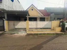 Disewakan Rumah di Taman Pulogebang, Cakung, Jakarta Timur mur