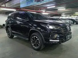 (KM15RB) TOYOTA FORTUNER VRZ GR SPORT 2.8 AT 2022/PAJAK 4-2026