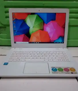 Jual laptop kondisi bagus Mulus