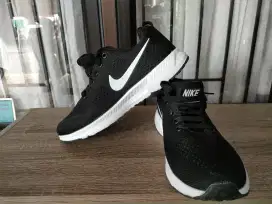 Nike Running Size 40